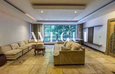 Imagem: O apartamento possui 3 Dormitórios, 4 Banheiros, 1 Vaga na