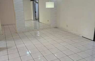 Imagem 6: Vende, troca ou negocia. Área de serviço, 220m² de Área, 2 Vagas na...