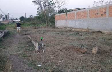 Imagem: O terreno possui 180m² de Área e está localizado em Santa