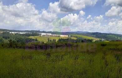 Imagem: O terreno possui 307.000m² de Área e está localizado em