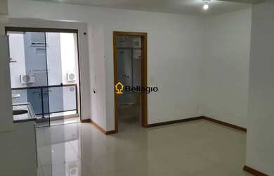 Imagem: O apartamento possui 1 Dormitório, 1 Banheiro, 33m² de Área