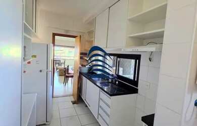 Imagem 7: Apartamento 4/4, transformado em 3/4, com sala ampliada, sendo duas suítes,...