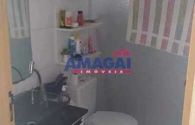 Imagem 10: Sobrado à Venda. Varanda, 250m² de Área, 2 Vagas na garageme2 Dormitórios