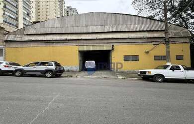 Imagem: O depósito possui 1.109m² de Área e está localizado em