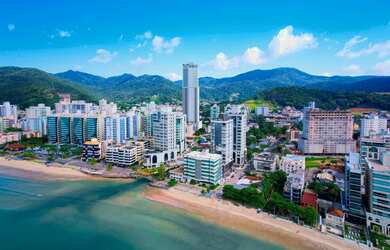 Imagem 8: Montreux - 4 Suites junto ao mar no Centro - Itapema - SC