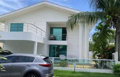 Imagem: A casa possui 5 Dormitórios, 5 Banheiros, 500m² de Área e