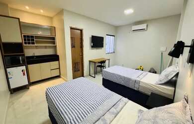 Imagem: O apartamento possui 1 Dormitório, 1 Banheiro, 27m² de Área