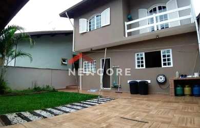 Imagem: Sobrado em Rua Vereador Alvaro de Souza Vieira - Colônia