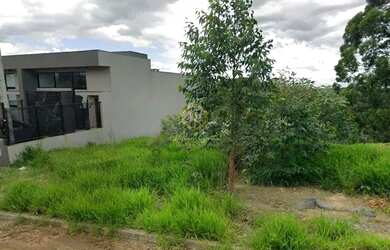 Imagem: O terreno possui 324m² de Área e está localizado em Bela