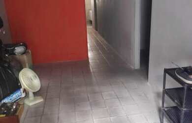 Imagem: A casa possui 3 Dormitórios e 2 Banheiros e está localizado