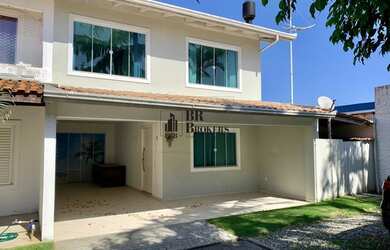 Imagem: A casa em condomínio possui 4 Dormitórios, 3 Banheiros, 1