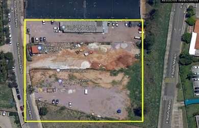 Imagem: O terreno possui 10.000m² de Área e está localizado em Ortizes