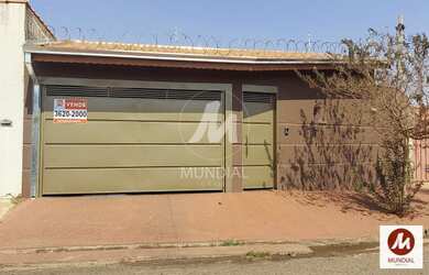 Imagem: A casa possui 3 Dormitórios, 2 Banheiros, 4 Vagas na garagem