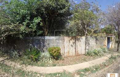 Imagem: O terreno possui 450m² de Área e está localizado em Jardim