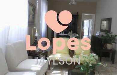 Imagem 2: Casa - 05 quartos. Varanda, Imóvel novo, Área de serviçoe384m² de...