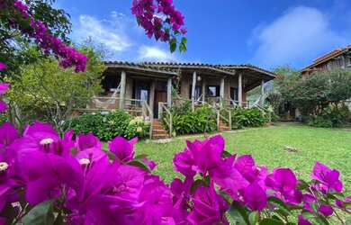 Imagem: A casa possui 1 Dormitório, 4 Banheiros, 2.540m² de Área