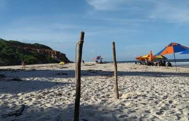 Imagem: O terreno possui 360m² de Área e está localizado em Moreno