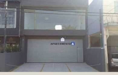 Imagem: O depósito possui 3 Vagas na garagem, 150m² de Área e está