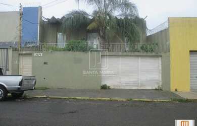 Imagem: O depósito possui 4 Vagas na garagem, 275m² de Área e está