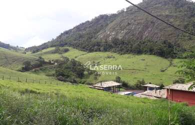 Imagem: O terreno possui 2000m² de Área e está localizado em Pedro