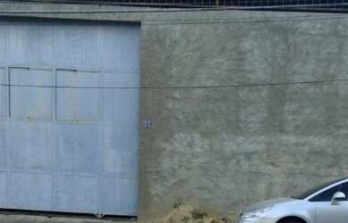 Imagem: O depósito possui 5 Vagas na garagem, 285m² de Área e está