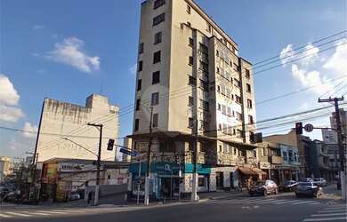 Imagem: O depósito possui 1.350m² de Área e está localizado em