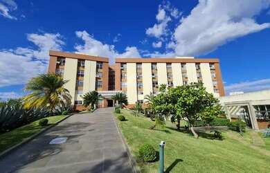 Imagem: O apartamento possui 1 Dormitório, 1 Banheiro, 1 Vaga na garagem