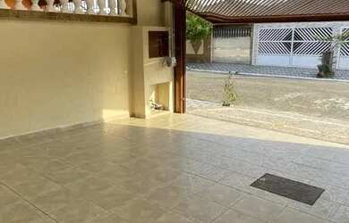 Imagem 2: Vendo linda casa, arejada e segura na vila Maracanã, praia grande São...