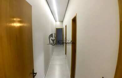 Imagem: O apartamento possui 3 Dormitórios, 2 Banheiros, 3 Vagas na