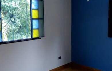 Imagem: A casa possui 2 Dormitórios, 1 Banheiro e está localizado