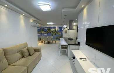 Imagem: O apartamento possui 3 Dormitórios, 1 Banheiro, 2 Vagas na