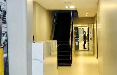 Imagem: O apartamento possui 1 Dormitório, 1 Banheiro e está localizado