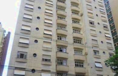 Imagem: O apartamento possui 4 Dormitórios, 5 Banheiros, 2 Vagas na