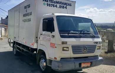 Imagem: A casa possui 2 Dormitórios, 1 Banheiro e está localizado