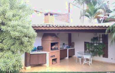 Imagem 2: Casa térrea. Piscina, Guarda roupa, Lareirae2 Vagas na garagem