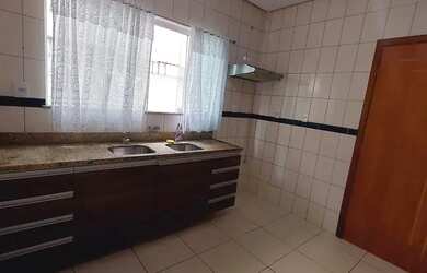 Imagem 1: CASA Cond. SEMI MOBILIADA, 3 Qts c/ Suite, Efigenio Salles