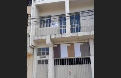 Imagem: A casa possui 3 Dormitórios, 2 Banheiros, Churrasqueira, Área