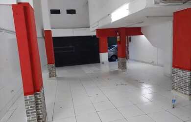 Imagem: O depósito para alugar possui 110m² de Área e está localizado