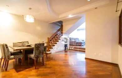 Imagem: A casa possui 3 Dormitórios, 4 Banheiros, 4 Vagas na garagem