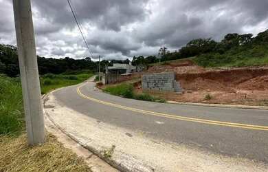 Imagem: O terreno possui 486m² de Área e está localizado em Jardim