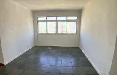 Imagem: O apartamento possui 1 Dormitório, 1 Banheiro, 60m² de Área