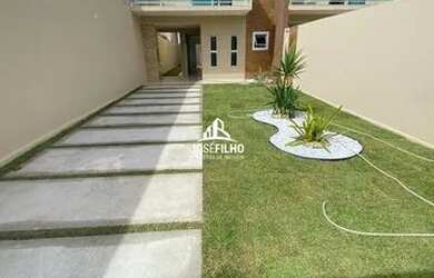 Imagem: A casa possui 4 Dormitórios, 4 Banheiros, 4 Vagas na garagem