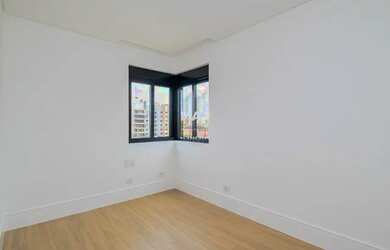 Imagem: O apartamento possui 3 Dormitórios, 4 Banheiros, 1 Vaga na