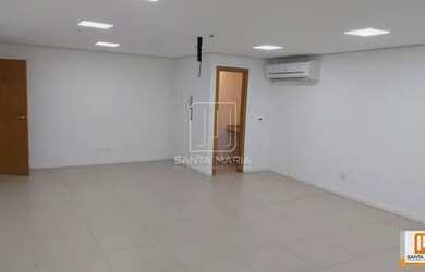 Imagem: O depósito possui 2 Vagas na garagem, 46m² de Área e está