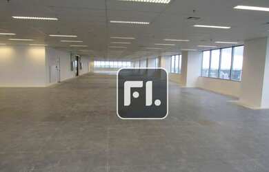 Imagem: O depósito possui 5 Vagas na garagem, 400m² de Área e está