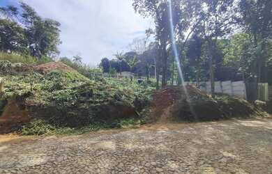 Imagem: O terreno possui 685m² de Área e está localizado em Jardim