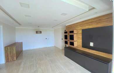 Imagem: O apartamento possui 4 Dormitórios, 5 Banheiros, 2 Vagas na