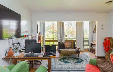 Imagem 3: Casa de 5 dormitórios no Bairro Menino Deus próxima a Orla do Guaíba