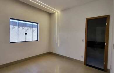 Imagem 11: Casa com piscina no Residencial Marilia em Senador Canedo