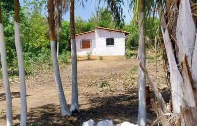 Imagem: A chácara possui 900m² de Área e está localizado em São